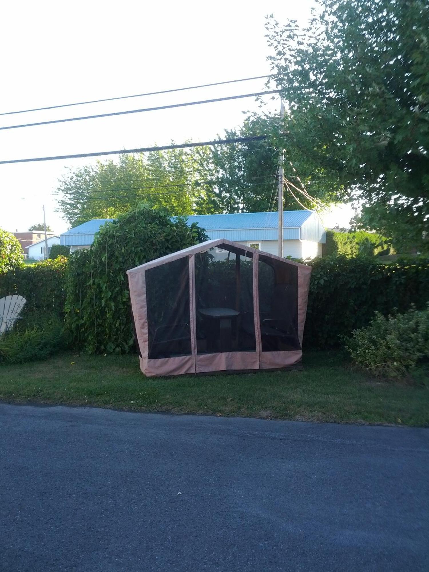 Motel Montgolfiere Jp Saint-Jean-sur-Richelieu Exteriör bild
